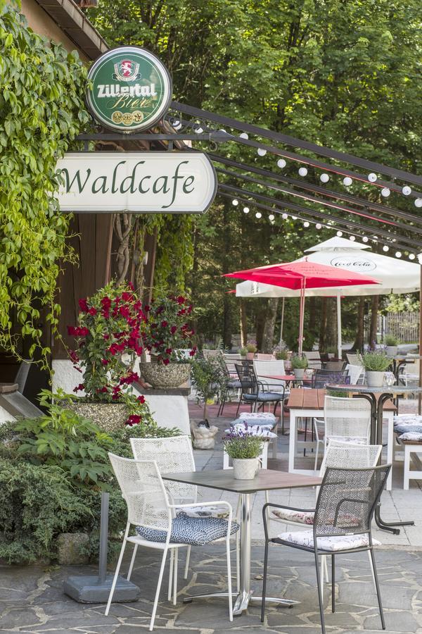 מלון מאיירהופן Gasthof Restaurant Waldcafe מראה חיצוני תמונה